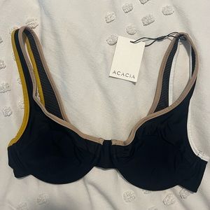 Acacia Ruby top NWT